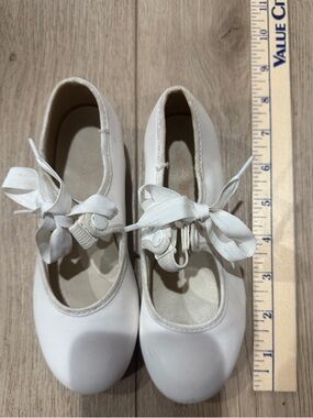 SO DANCA Toddler girls TAP shoes in white, Snap & Bow Mary Jane’s sz 11 EUC